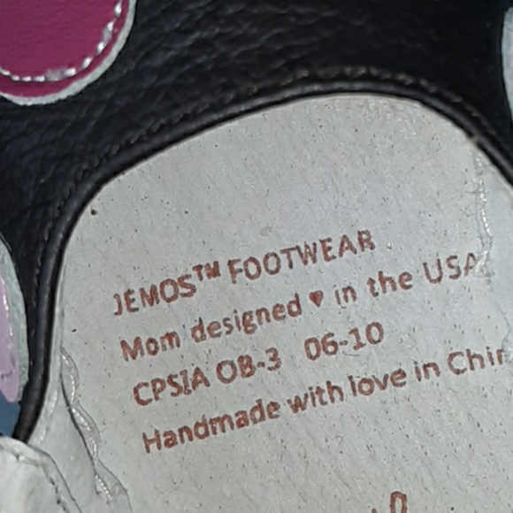 Shoes - Picture 4 of 8